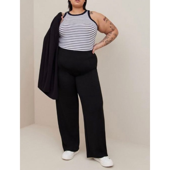 🆕 Super Soft Blue Striped Ribbed High Neck Tank Top 3 3X 22 24 NWT Torrid New! - Picture 2 of 6